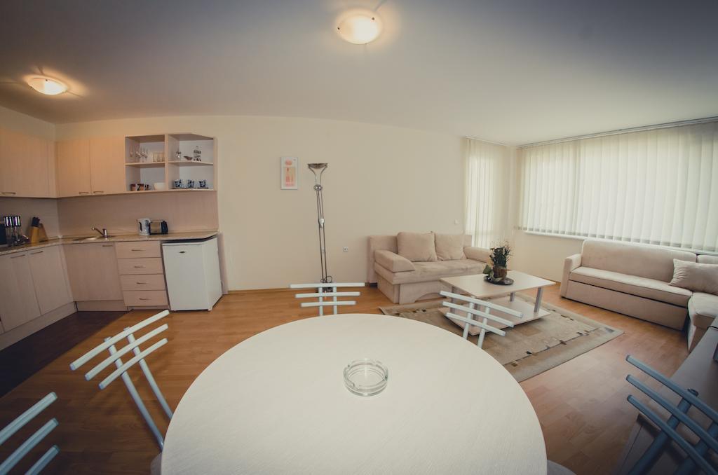 Holiday Garden Resort Sunny Beach Room photo